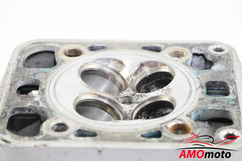 Ducati 996 4V Desmoquattro Cylinder Head Class B 