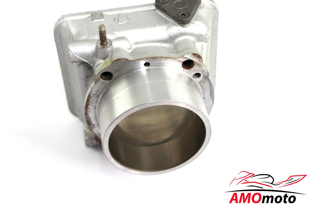Ducati 748 Desmoquattro Cylinder with Piston Class B Ducati 748 Desmoquattro Cylinder with Piston Class B