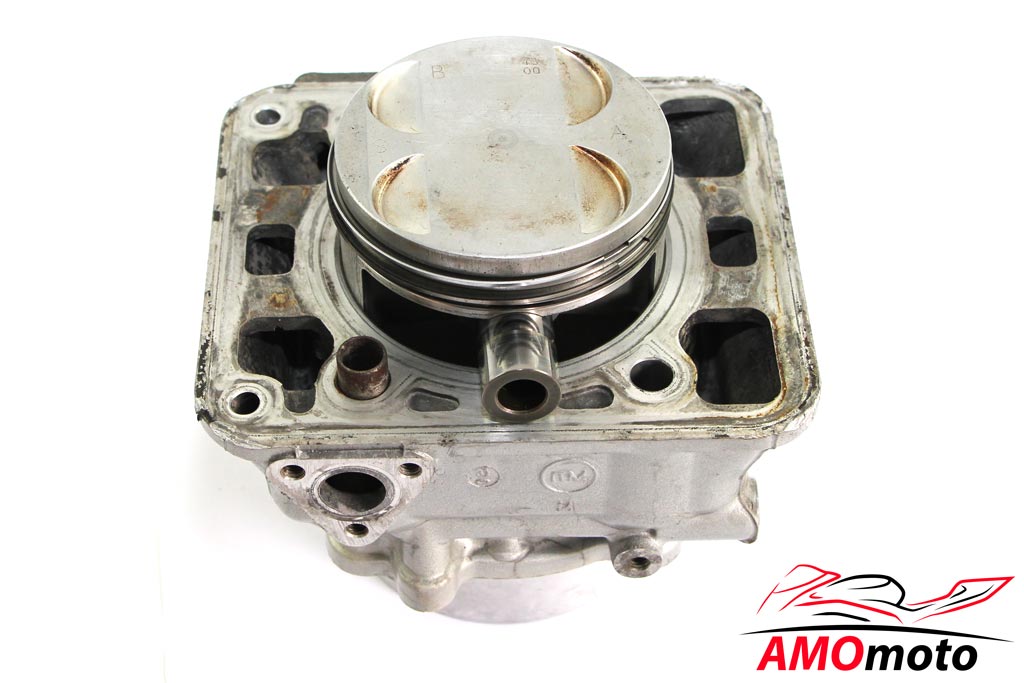 Ducati 748 Desmoquattro Cylinder with Piston Class B Ducati 748 Desmoquattro Cylinder with Piston Class B